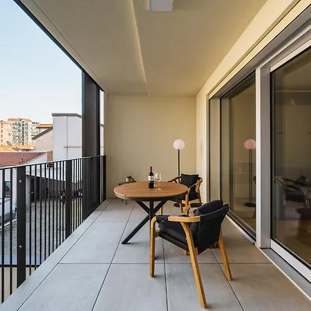 Navigli Cozy Design With Balcony * Milan