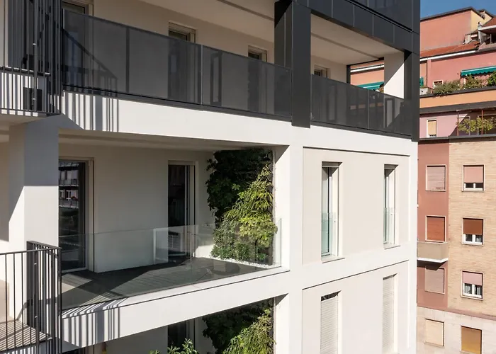 Navigli Cozy Design With Balcony Apartment