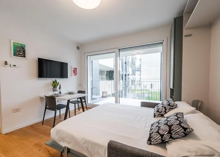 Apartment Navigli Cozy Design With Balcony *