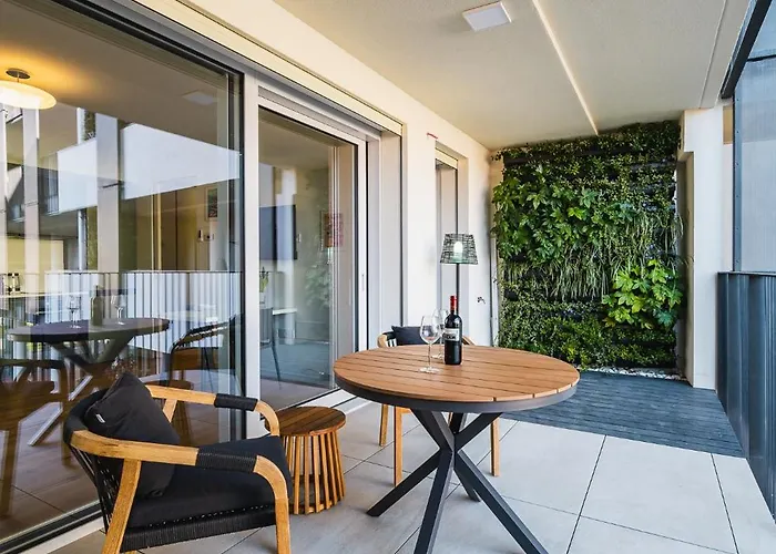 Navigli Cozy Design With Balcony Apartment